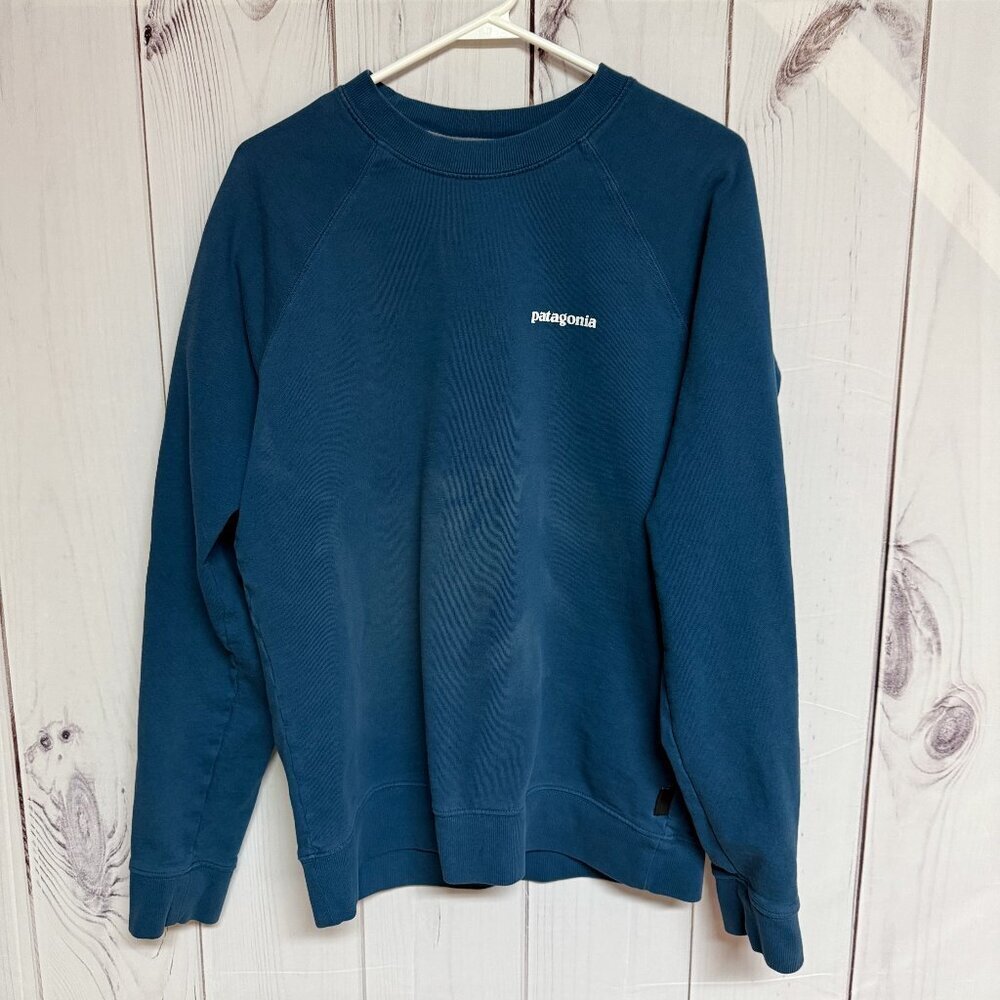 Patagonia P-6 Logo Organic Crew Sweatshirt M Crater Blue GUC